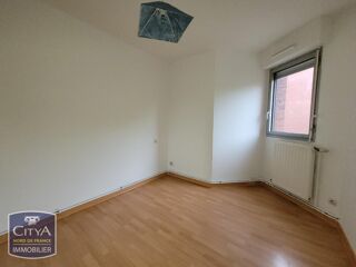  Appartement à louer 3 pièces 70 m²