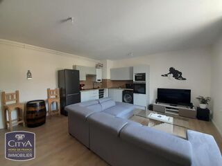  Appartement à louer 4 pièces 94 m²