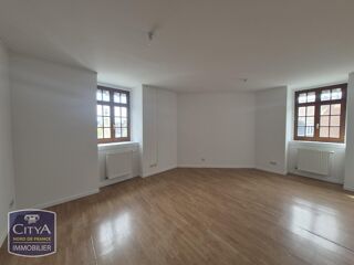 Appartement à louer 4 pièces 84 m²