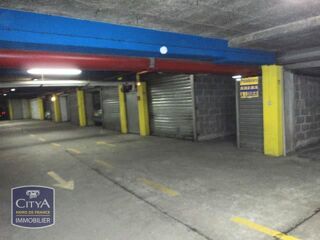  Parking / Garage à louer 11 m²