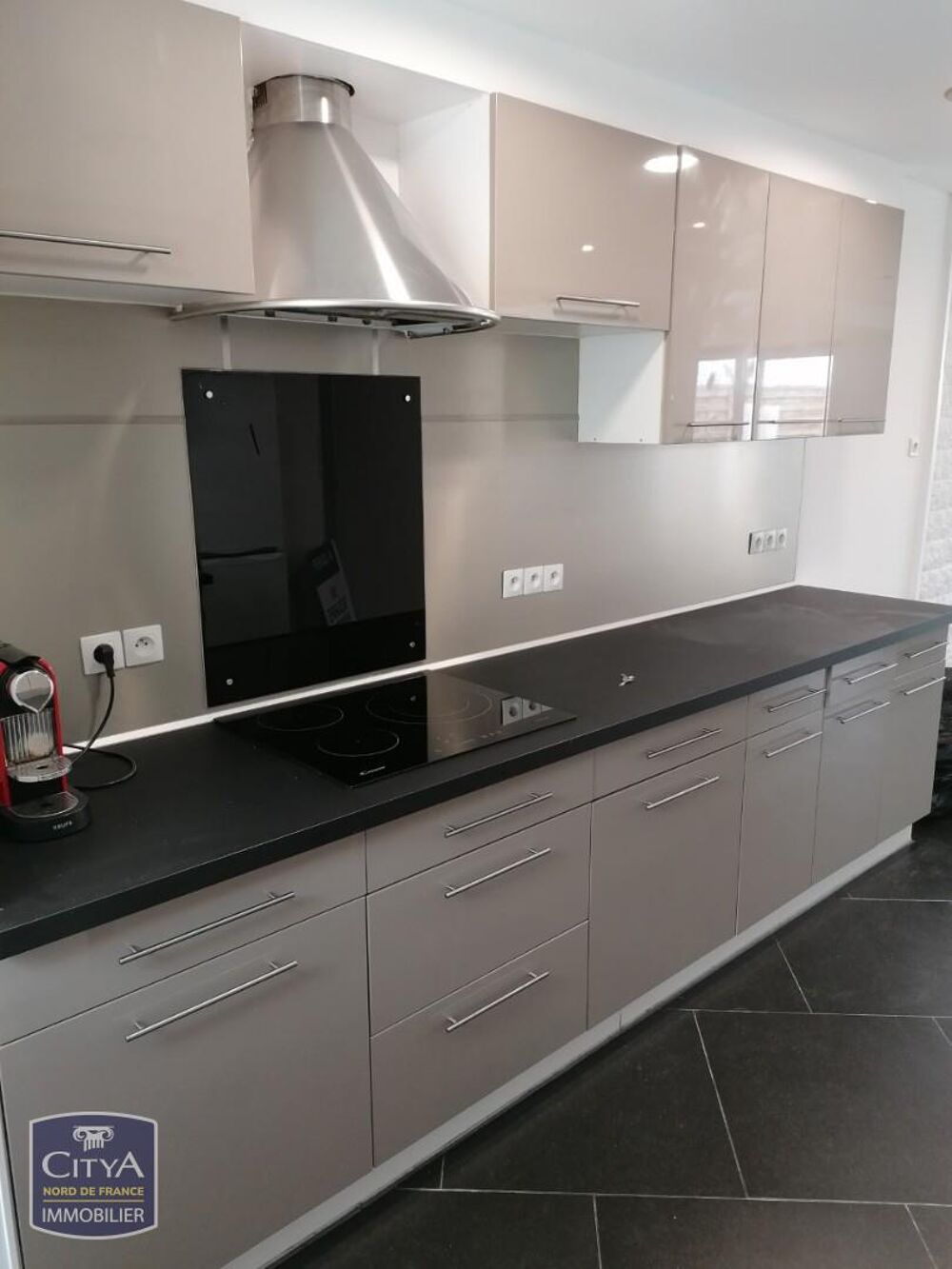 Location Maison MAISON MEUBLEE 2 CHAMBRES + TERRASSE JARDIN Tourcoing