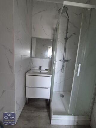  Appartement à louer 2 pièces 31 m²