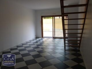  Appartement à louer 2 pièces 56 m²