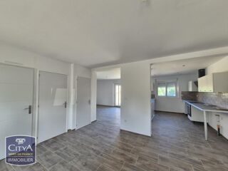  Maison à louer 3 pièces 99 m²