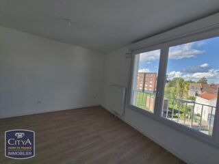  Appartement à louer 2 pièces 47 m² Lille