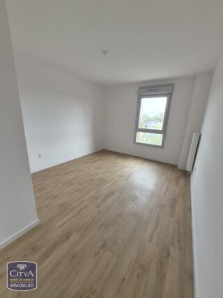  Appartement à louer 2 pièces 41 m² Valenciennes