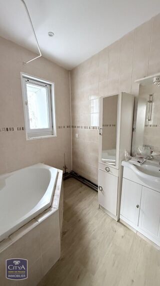  Appartement à louer 2 pièces 48 m²