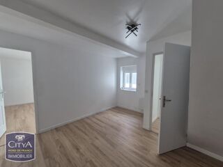  Appartement à louer 4 pièces 127 m² Harnes