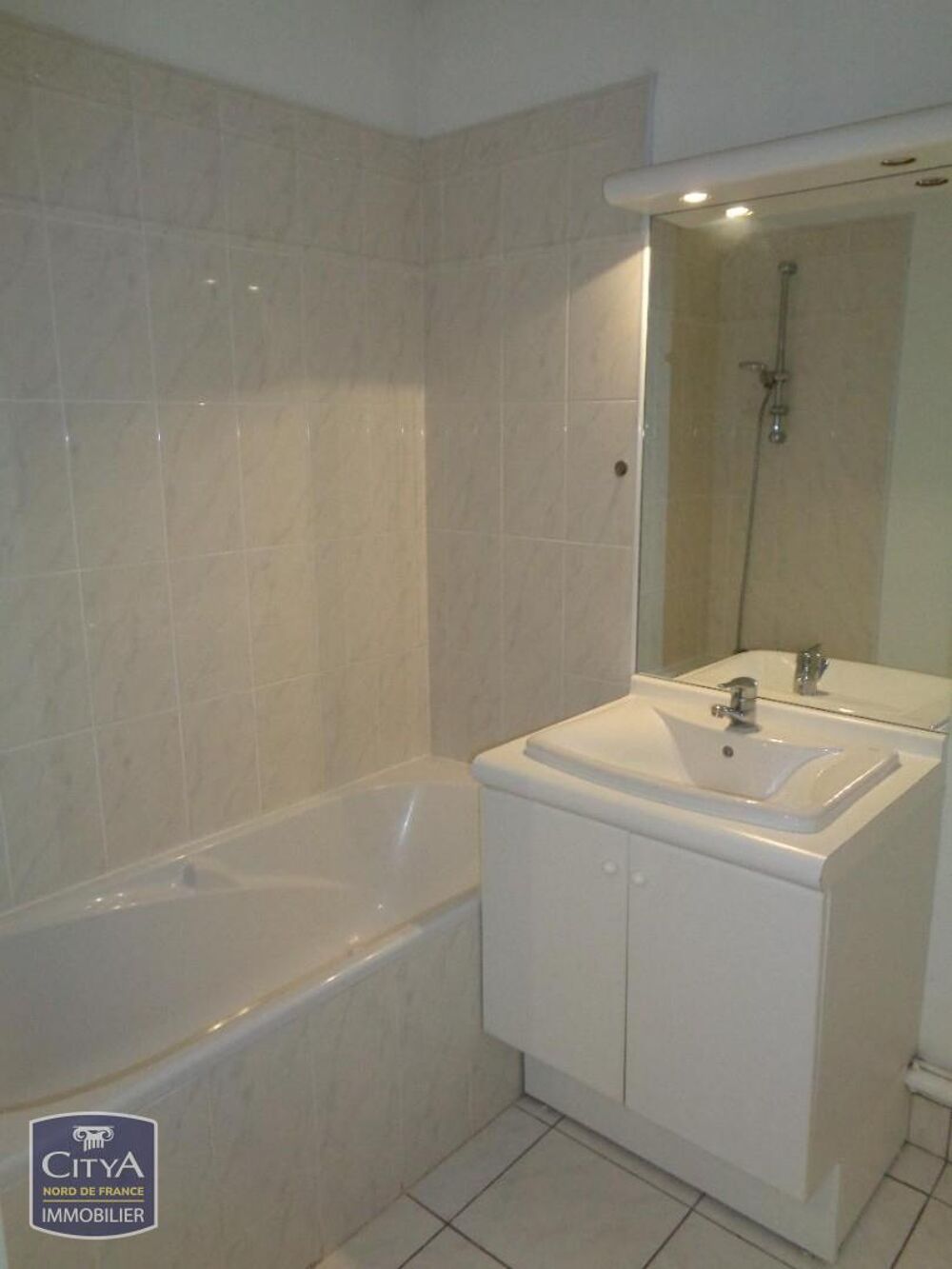 location Appartement - 3 pièce(s) - 70 m² Mouvaux (59420)