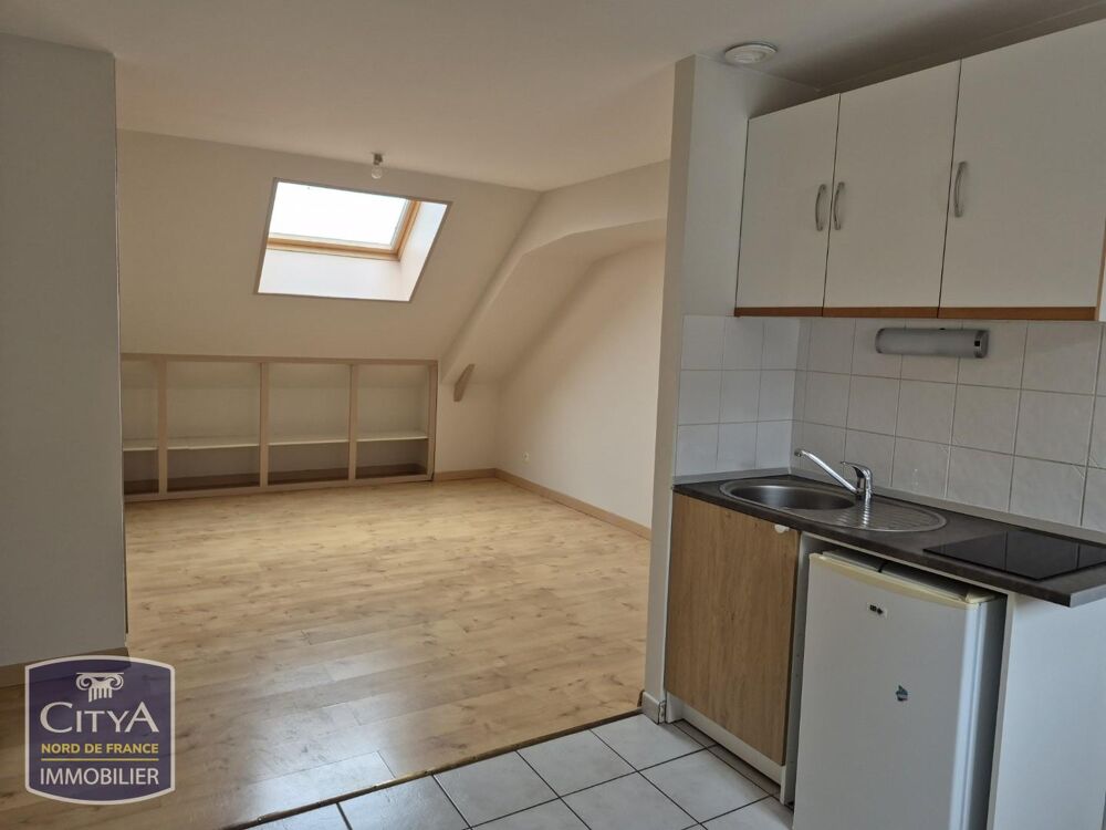 Appartement au 2éme étage comprenant une pièce principal....