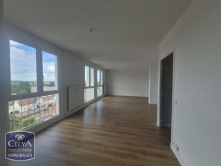  Appartement à louer 3 pièces 108 m²