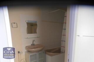  Appartement à louer 2 pièces 31 m²