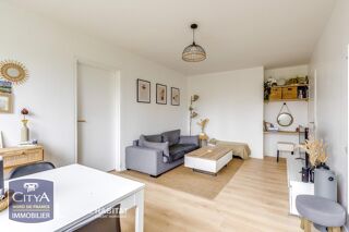  Appartement à louer 2 pièces 42 m²