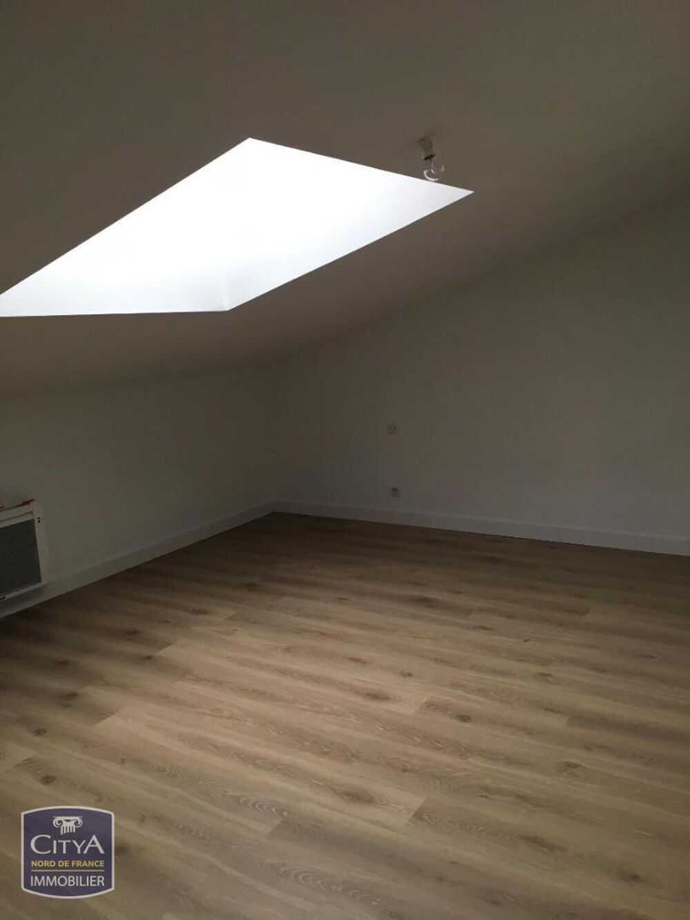 location Appartement - 3 pièce(s) - 79 m² Buysscheure (59285)