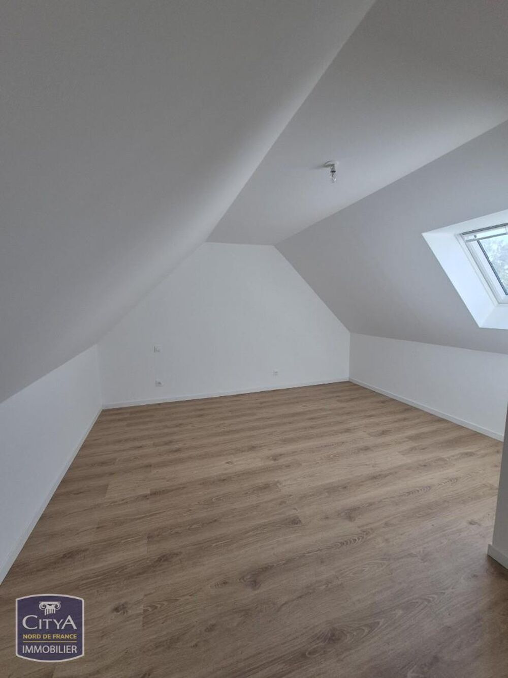Location Maison Magnifique maison de 111 m2 entièrement rénovée Nœux-les-mines