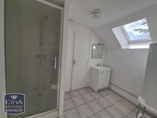  Appartement à louer 1 pièce 27 m²