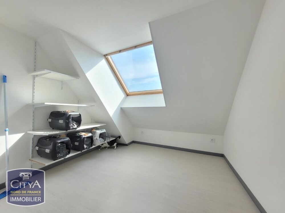 location Appartement - 3 pièce(s) - 80 m² Calais (62100)
