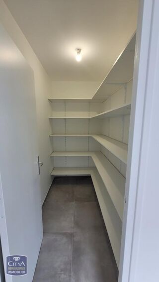  Appartement à louer 3 pièces 60 m²