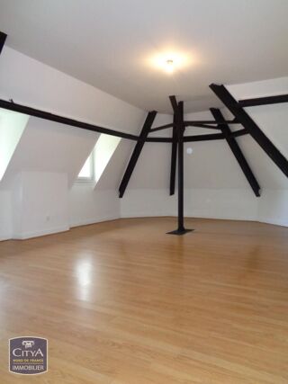  Appartement à louer 77 m²