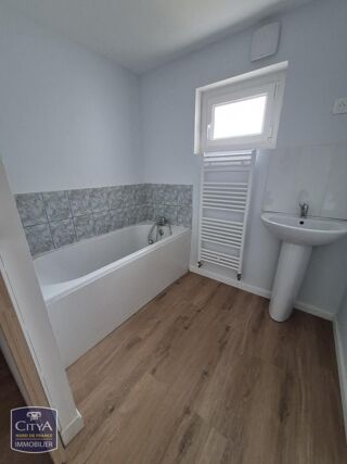  Maison à louer 3 pièces 64 m²