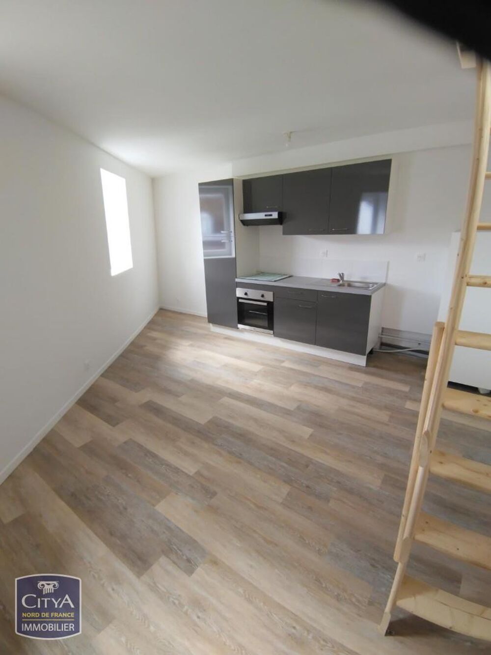 Location Appartement A LOUER STUDIO - 20.2M² - NON MEUBLE Lille