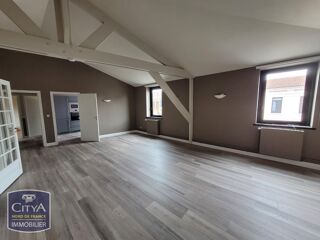  Appartement à louer 3 pièces 85 m²