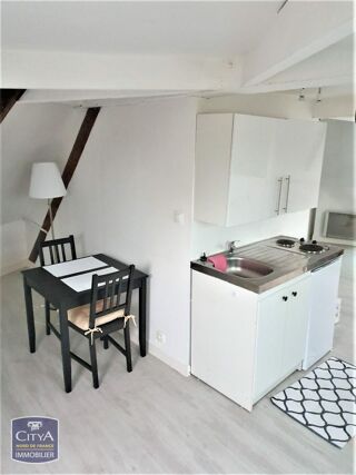  Appartement à louer 1 pièce 27 m²