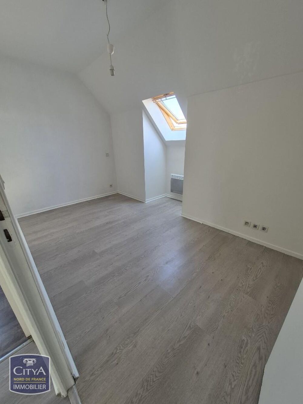 location Appartement - 4 pièce(s) - 51 m² Calais (62100)