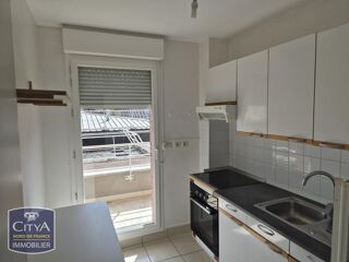  Appartement à louer 3 pièces 65 m²