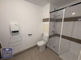  Appartement à louer 2 pièces 64 m² Dunkerque
