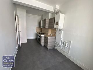  Appartement à louer 4 pièces 81 m²