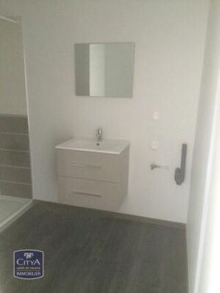  Appartement à louer 2 pièces 60 m²