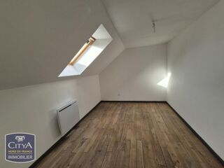  Appartement à louer 8 pièces 56 m²