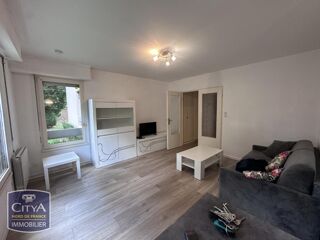  Appartement à louer 1 pièce 31 m²