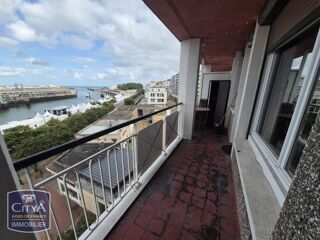  Appartement à louer 3 pièces 90 m²