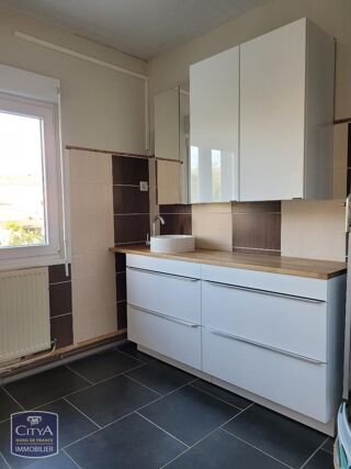  Maison à louer 4 pièces 77 m²