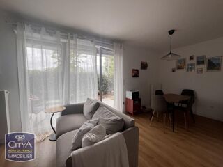  Appartement à louer 4 pièces 44 m²