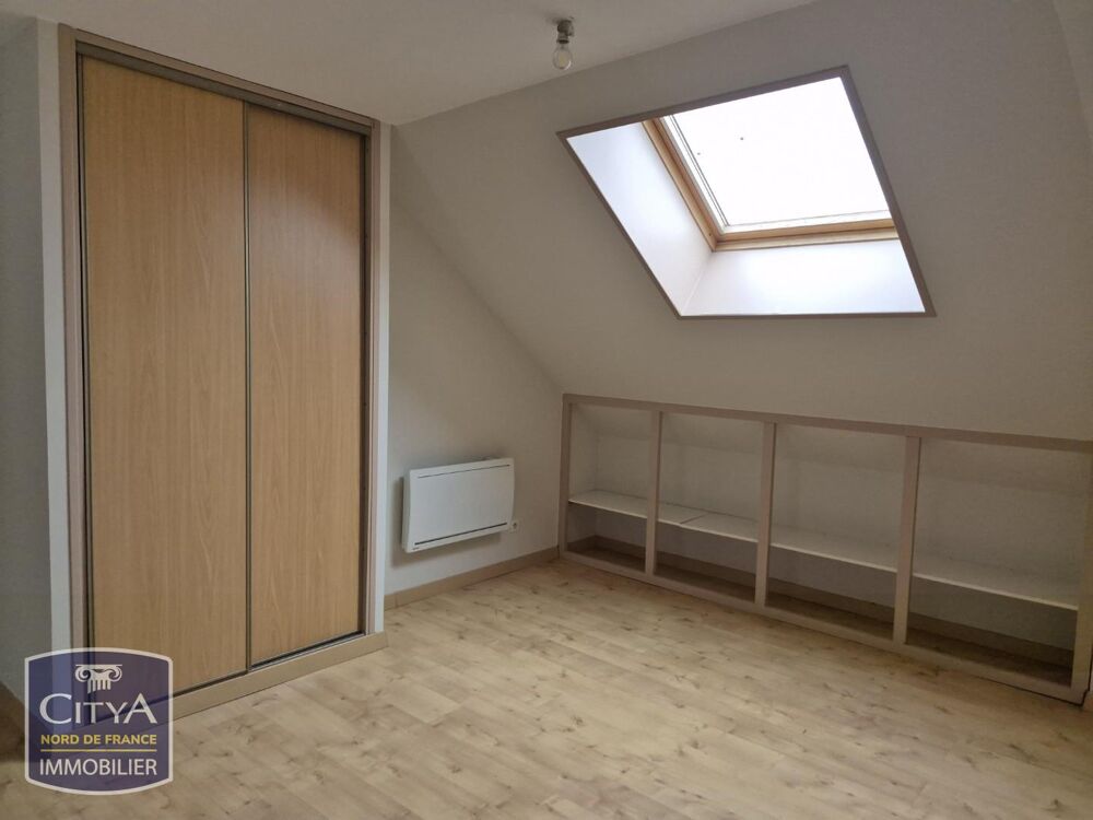 Appartement au 2éme étage comprenant une pièce principal....