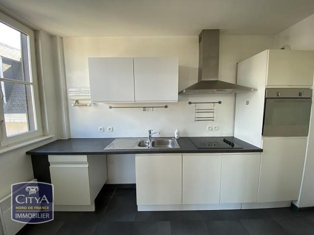 Hyper centre, dans une résidence sécurisée située à deux....