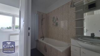  Appartement à louer 2 pièces 50 m²