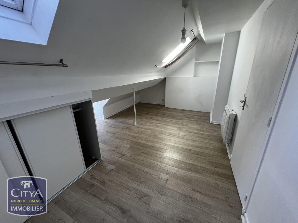 Vieux-Lille, rue Esquermoise, cet appartement type 2 sit....