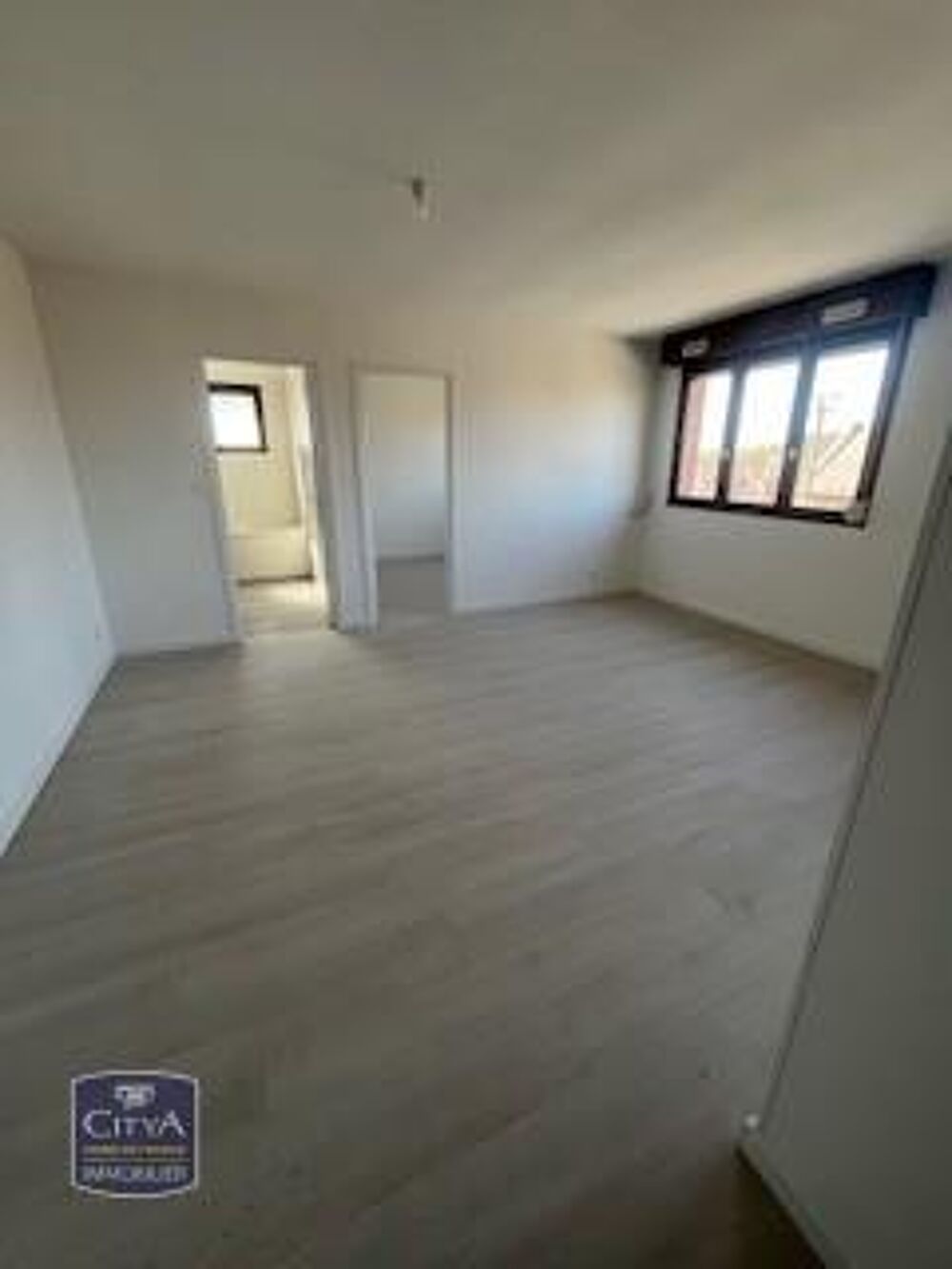 APPARTEMENT DEUX PIECES SECTEUR CALME