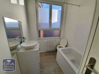  Appartement à louer 2 pièces 33 m²