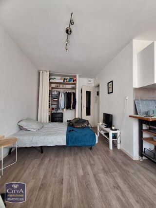  Appartement à louer 1 pièce 24 m²