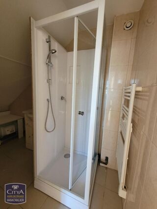  Appartement à louer 3 pièces 56 m²