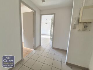  Appartement à louer 2 pièces 37 m²