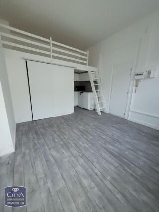  Appartement à louer 1 pièce 19 m²
