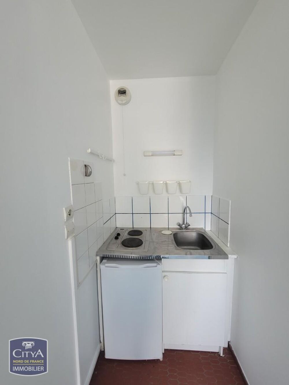 Location Appartement STUDIO PROCHE CATHO Lille