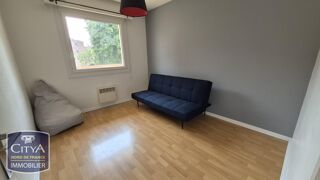  Appartement à louer 3 pièces 76 m²