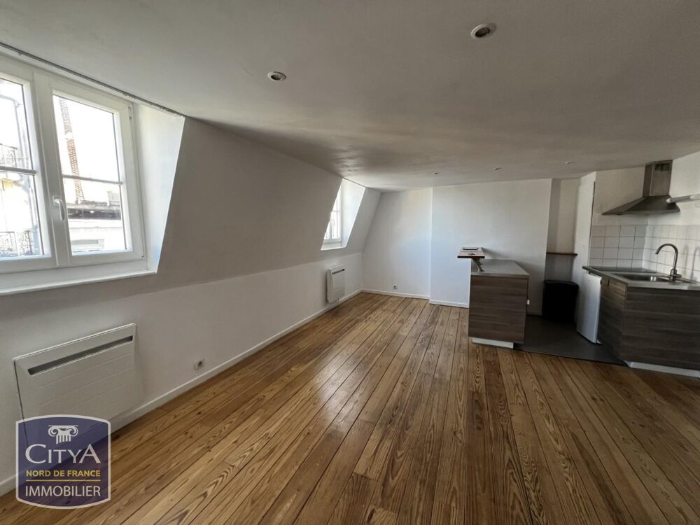 Vieux-Lille, rue Esquermoise, cet appartement type 2 sit....